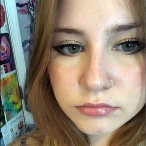 Meet your Posher, Sofia
